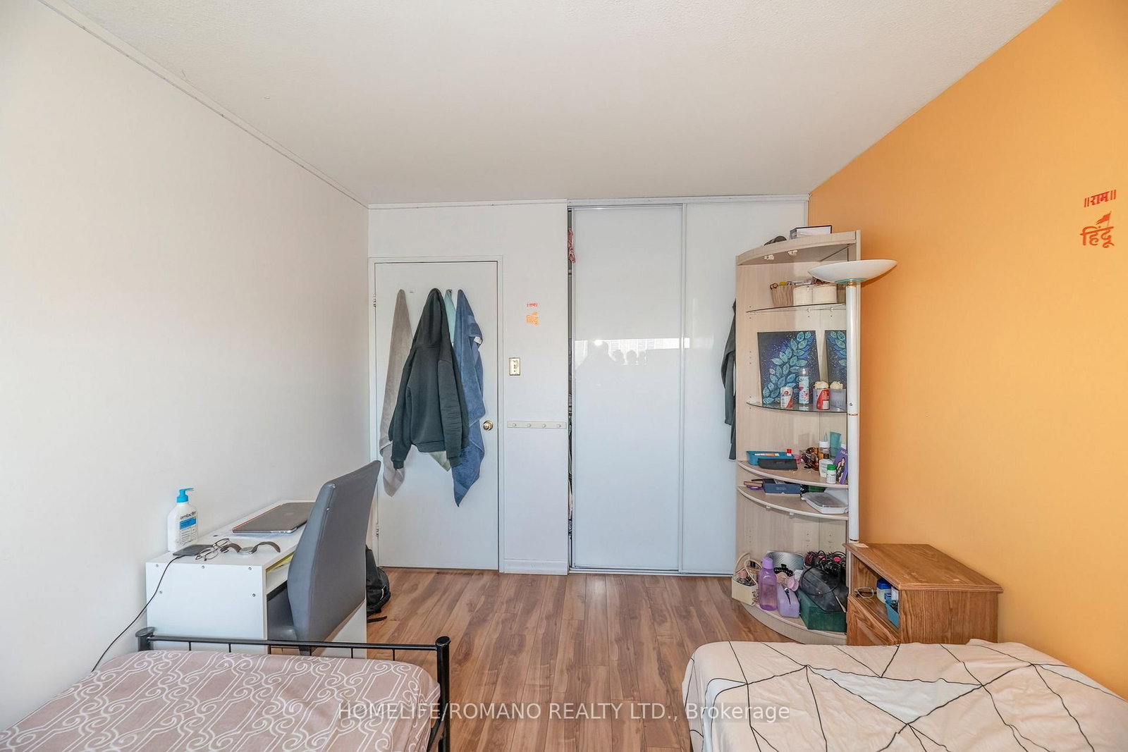 Listing Image 18
