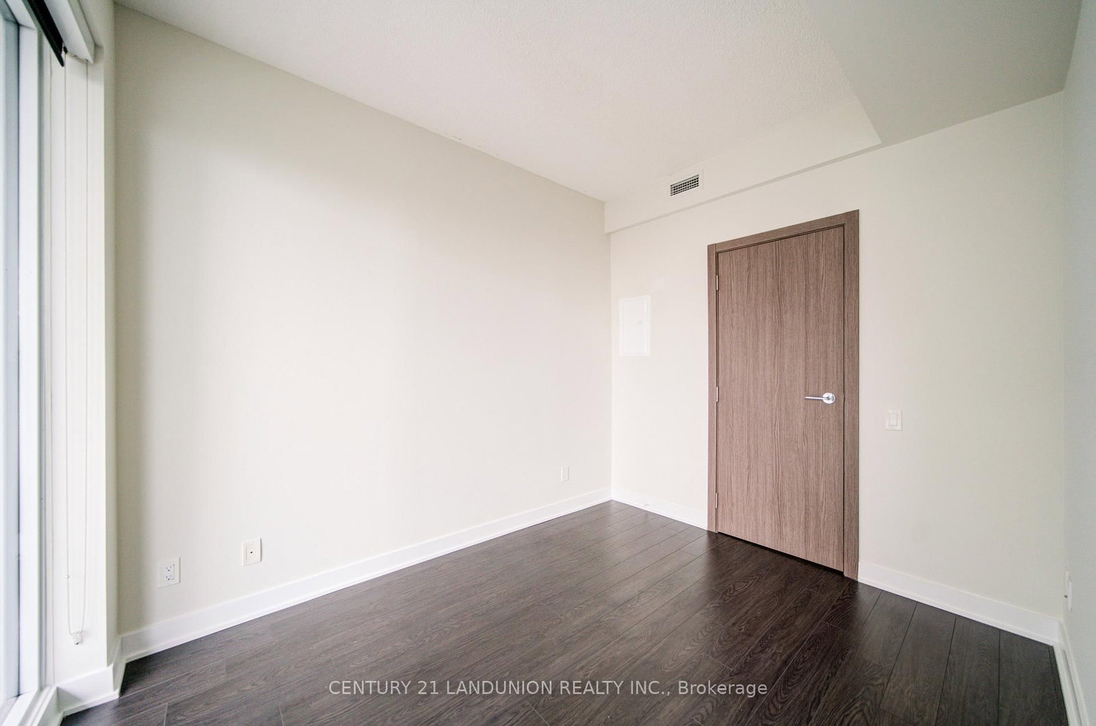 Condo for sale at 2102-19 Bathurst Street, Toronto, Ontario, M5V 0N2 - Waterfront Communities C1 - MLS: C12945738