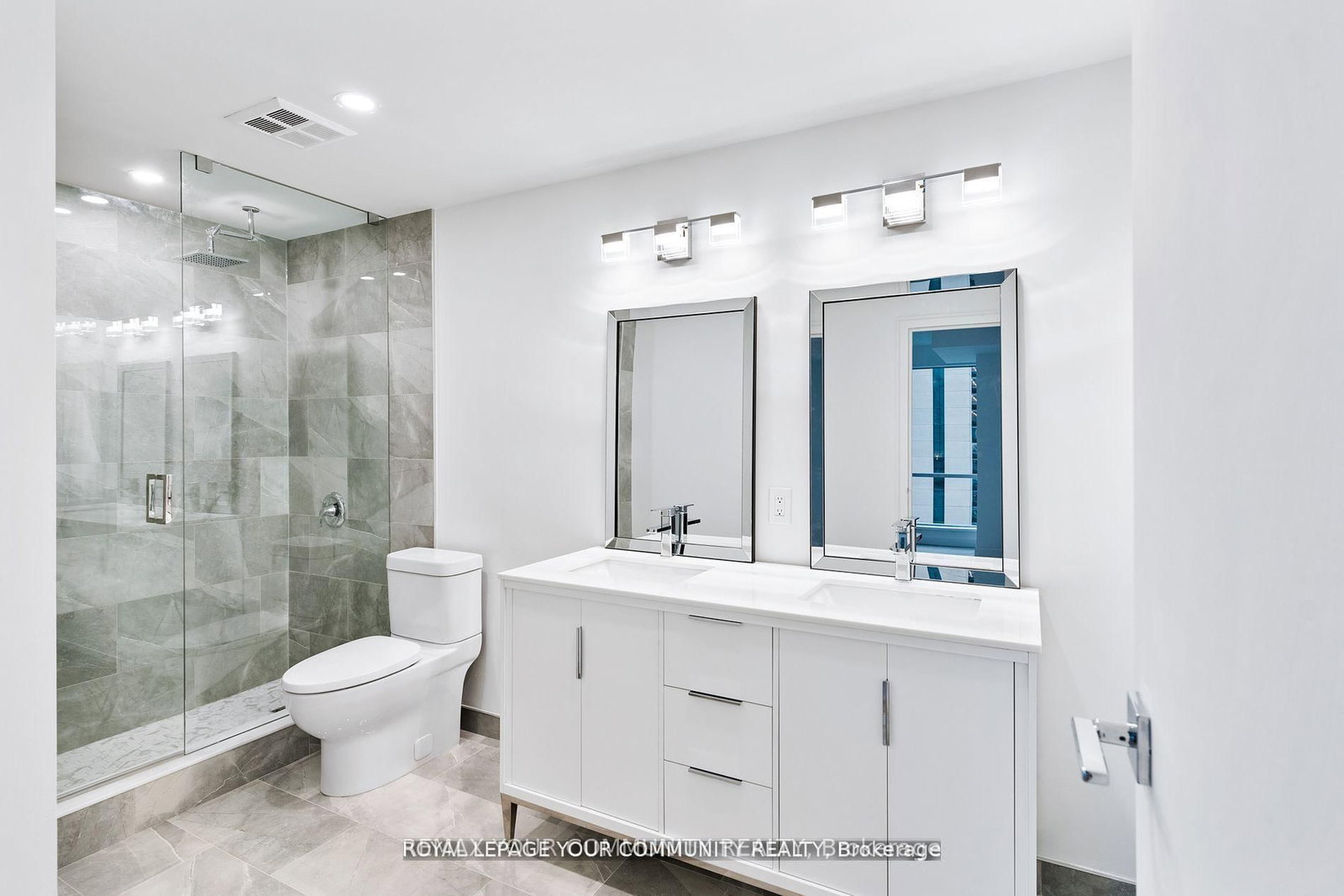 Condo for sale at 2402-10 Queens Quay, Toronto, Ontario, M5J 2R9 - Waterfront Communities C1 - MLS: C12945888