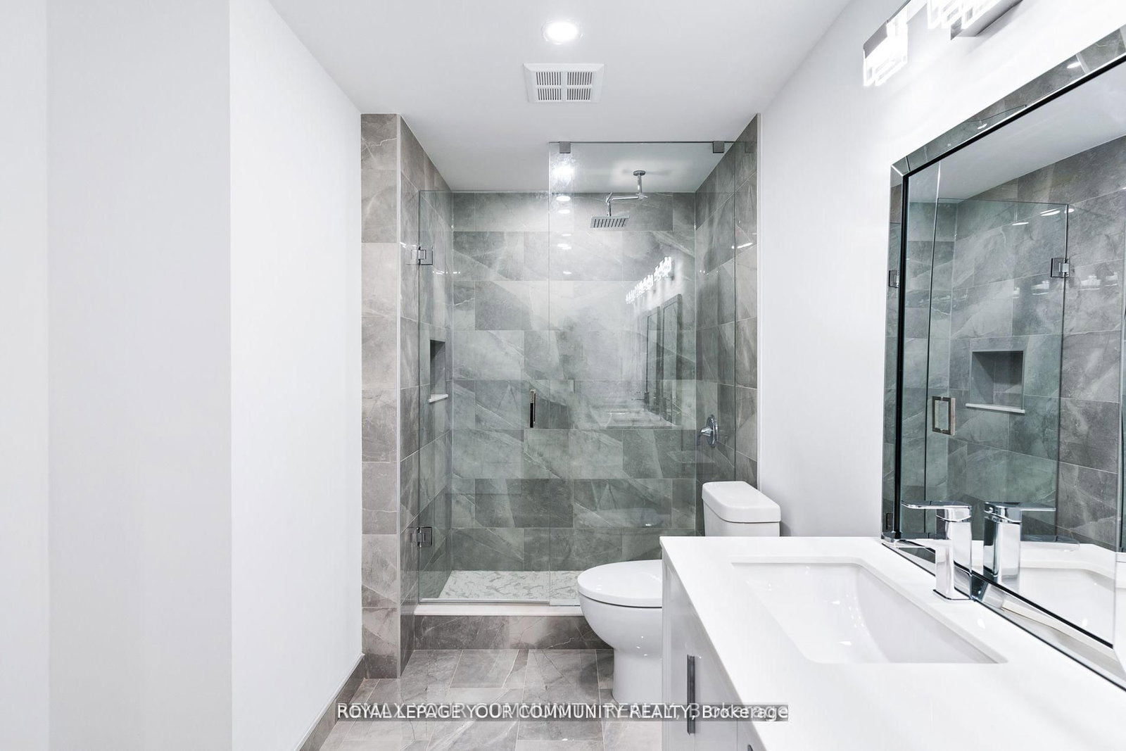 Condo for sale at 2402-10 Queens Quay, Toronto, Ontario, M5J 2R9 - Waterfront Communities C1 - MLS: C12945888