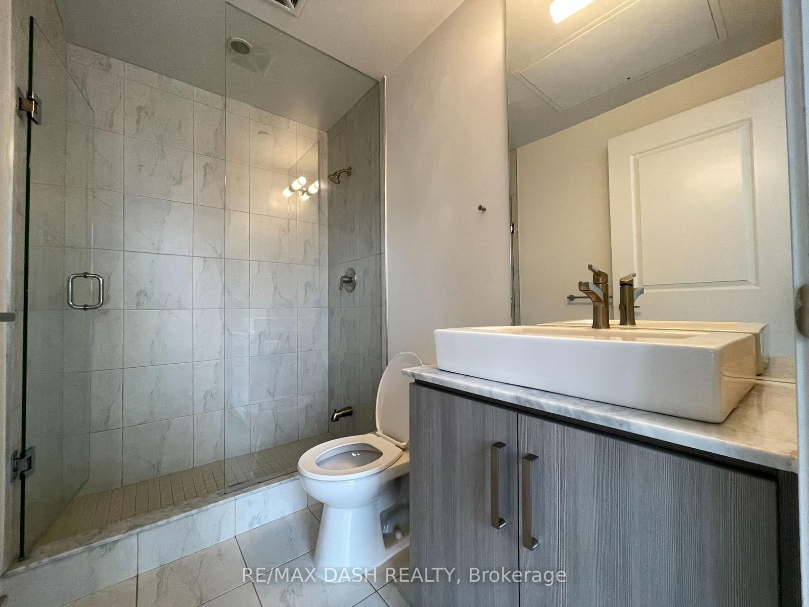 Condo for sale at 1005-1 The Esplanade Drive, Toronto, Ontario, M5E 0A8 - Waterfront Communities C8 - MLS: C12946476