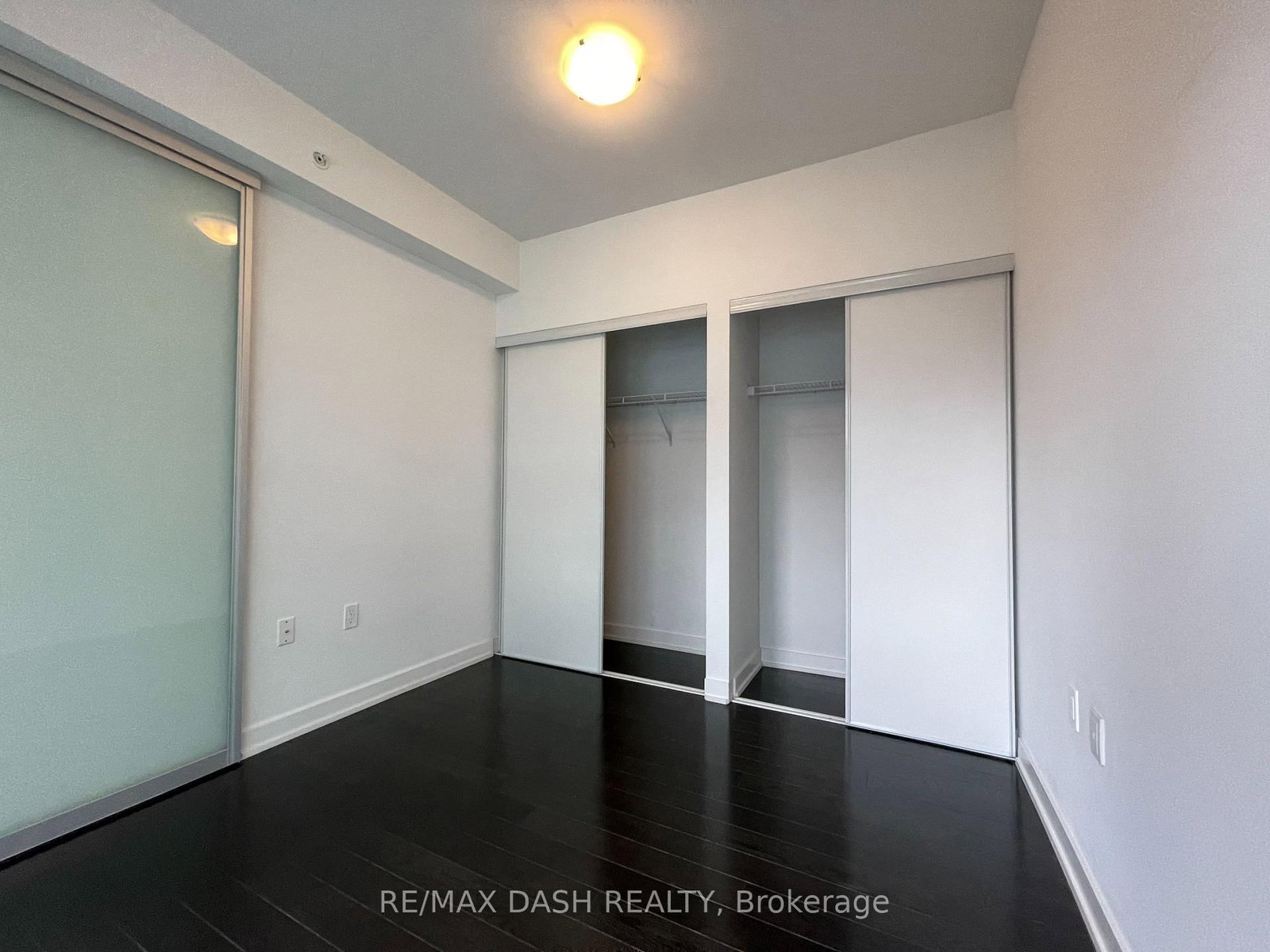 Condo for sale at 1005-1 The Esplanade Drive, Toronto, Ontario, M5E 0A8 - Waterfront Communities C8 - MLS: C12946476