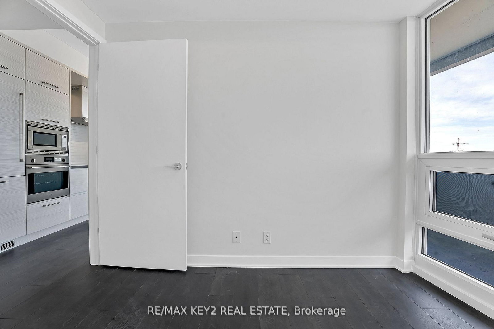 Condo for sale at 3402-2221 Yonge Street, Toronto, Ontario, M4S 0B8 - Mount Pleasant West - MLS: C12946518