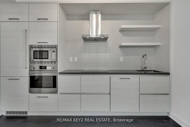 3402 - 2221 Yonge St, Toronto, M4S 0B8 | Image 3