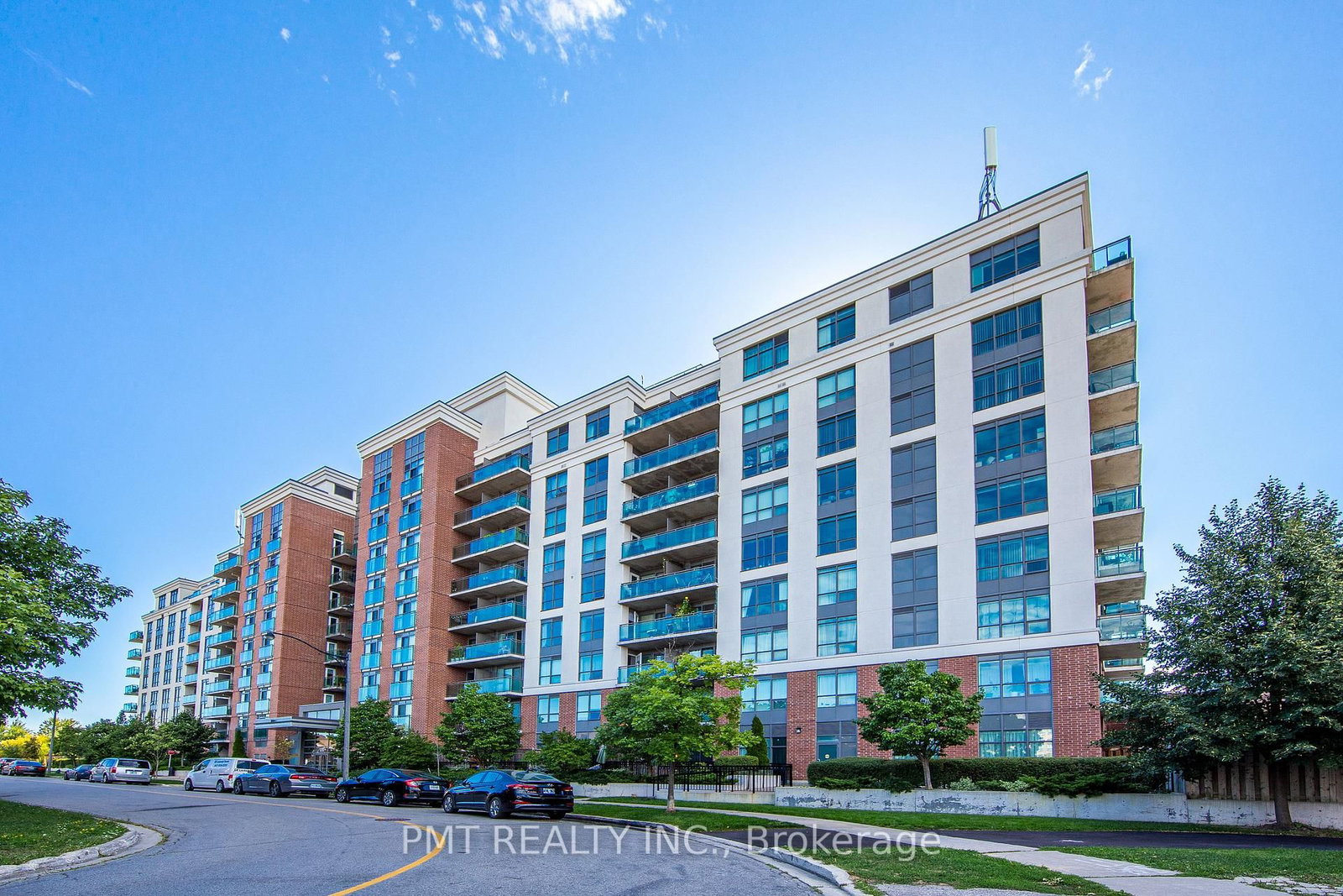 120 Dallimore Circle, Unit 902