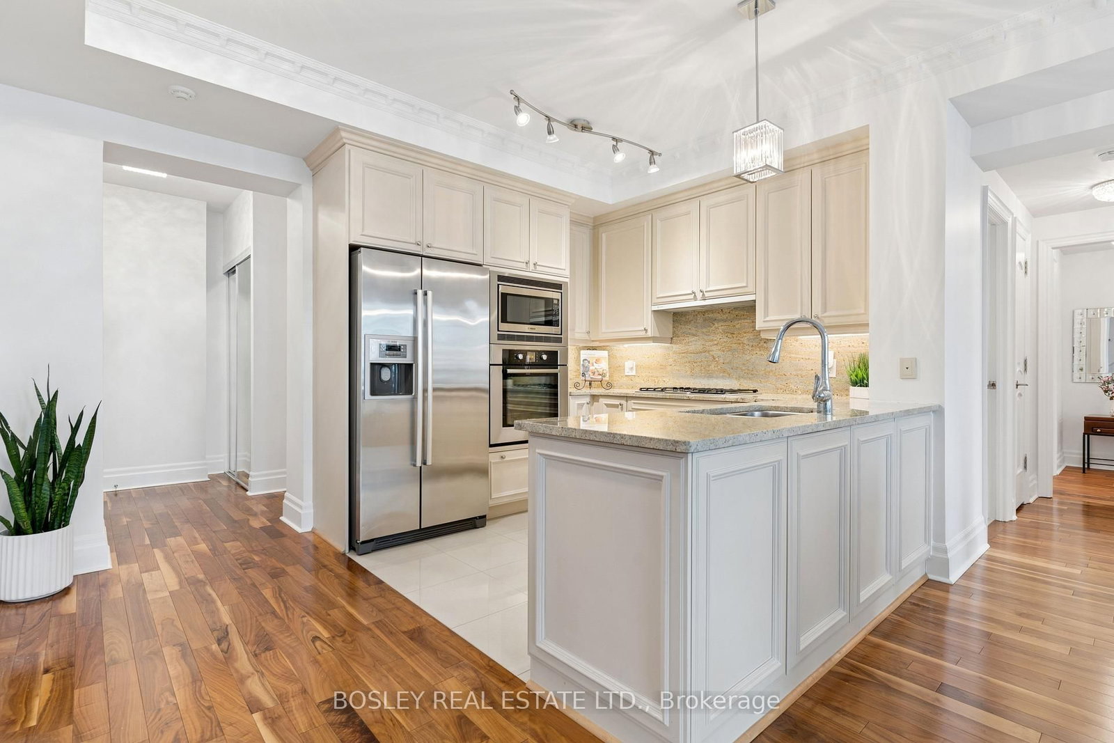 Condo for sale at 4501-16 Harbour Street, Toronto, Ontario, M5J 2Z7 - Waterfront Communities C1 - MLS: C12946964