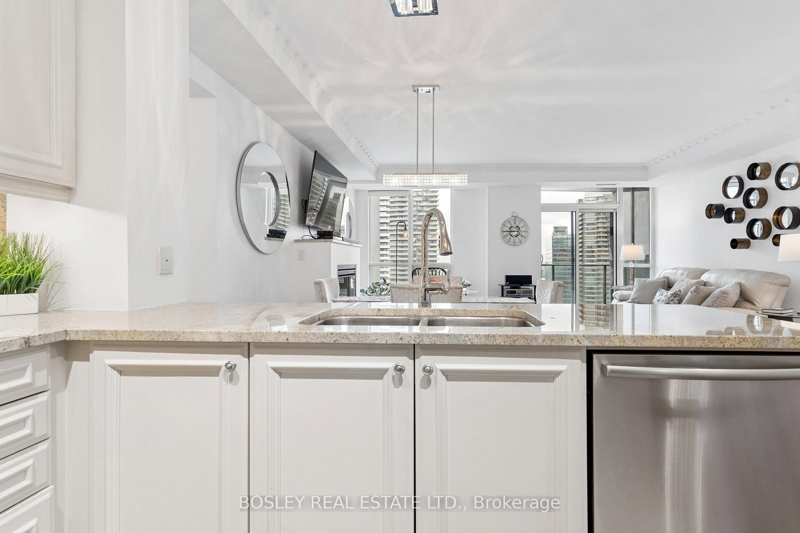 Condo for sale at 4501-16 Harbour Street, Toronto, Ontario, M5J 2Z7 - Waterfront Communities C1 - MLS: C12946964