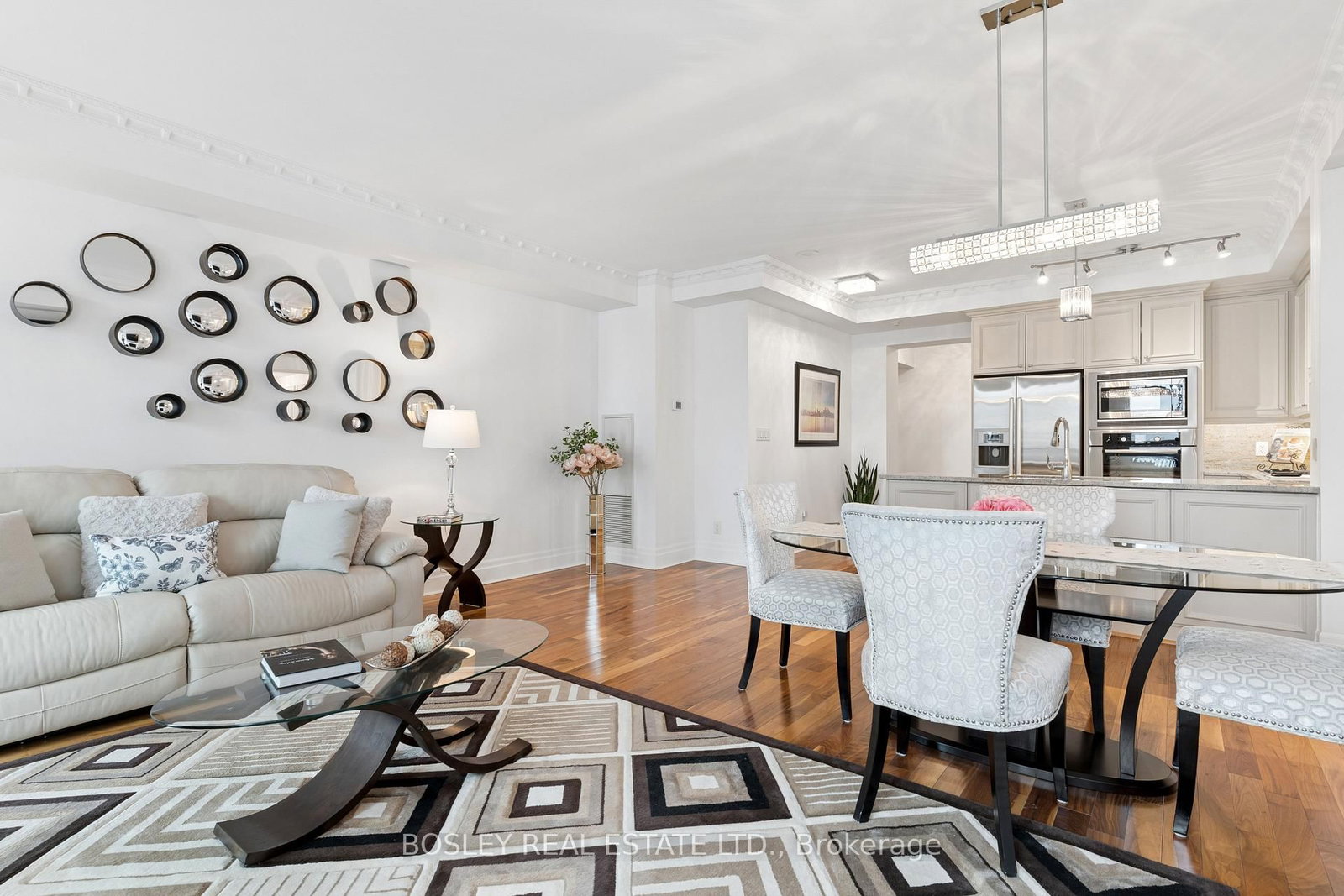 Condo for sale at 4501-16 Harbour Street, Toronto, Ontario, M5J 2Z7 - Waterfront Communities C1 - MLS: C12946964