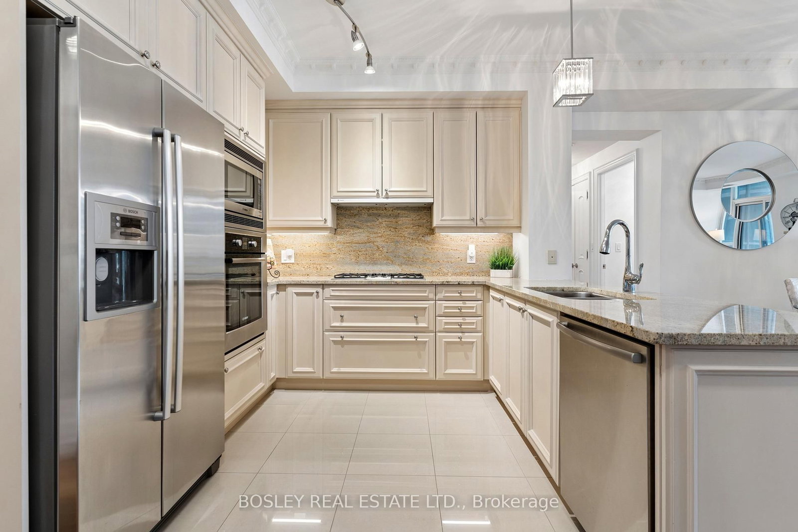 Condo for sale at 4501-16 Harbour Street, Toronto, Ontario, M5J 2Z7 - Waterfront Communities C1 - MLS: C12946964