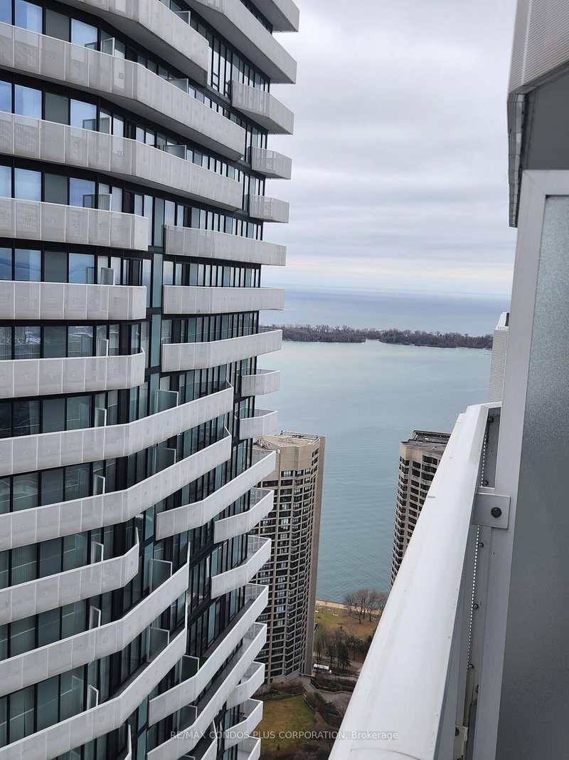 home for lease on 5604-100 Harbour Street