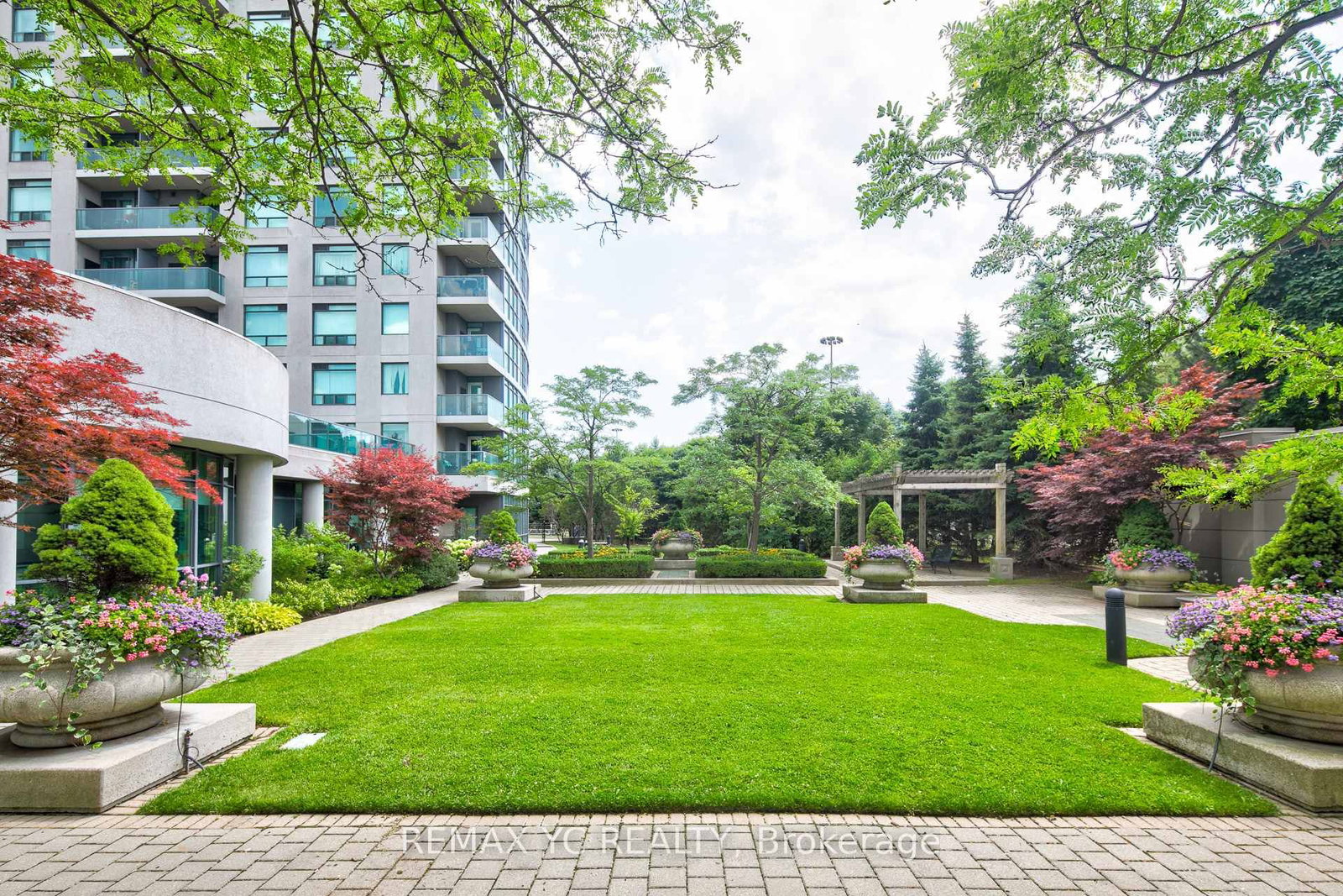 Condo for lease at 1605-28 Harrison Garden Boulevard, Toronto, Ontario, M2N 7B5 - Willowdale East - MLS: C12947236