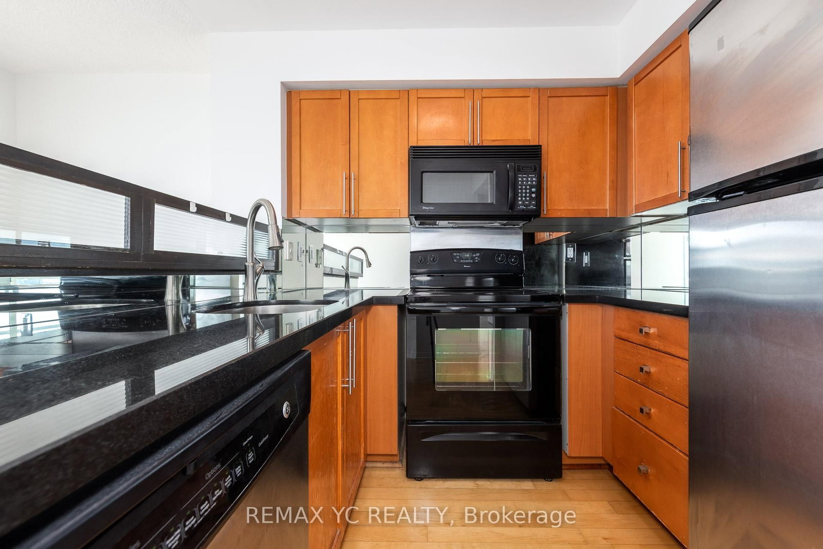 Condo for lease at 1605-28 Harrison Garden Boulevard, Toronto, Ontario, M2N 7B5 - Willowdale East - MLS: C12947236