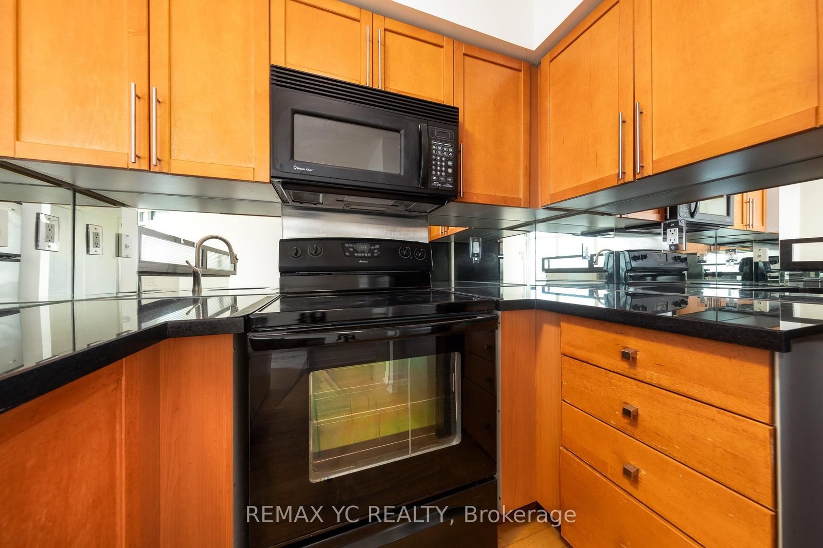 Condo for lease at 1605-28 Harrison Garden Boulevard, Toronto, Ontario, M2N 7B5 - Willowdale East - MLS: C12947236