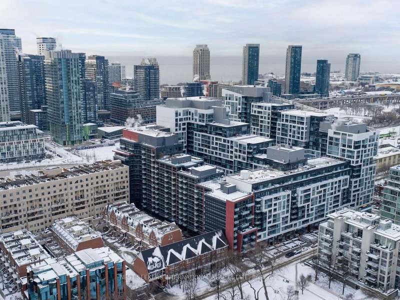621 - 560 Front St W, Toronto, M5V 1C1 | Image 2