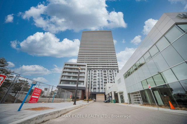 2525 - 5858 YONGE Street