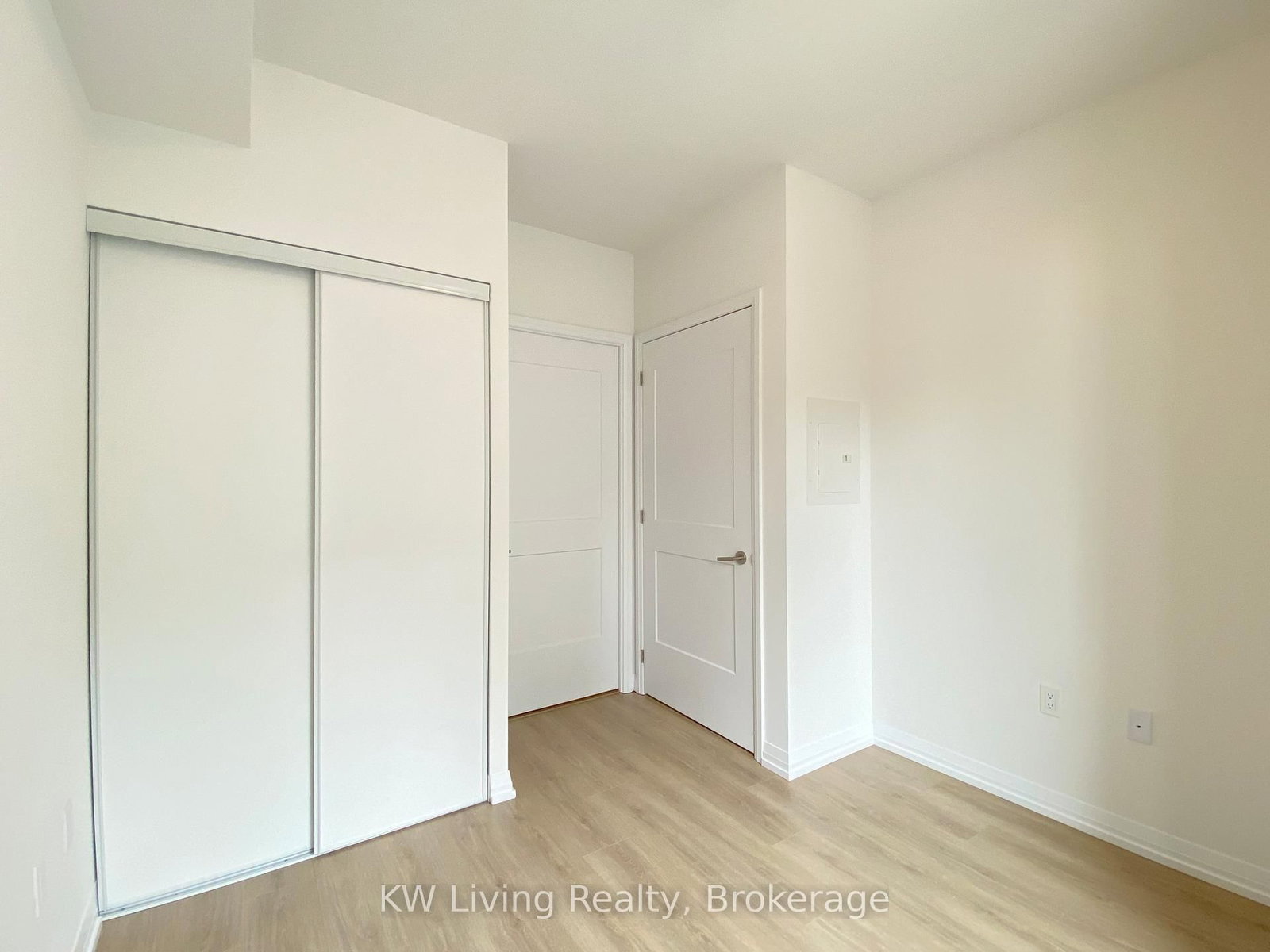 25 Holly Street, Unit 1104 - Photo 14
