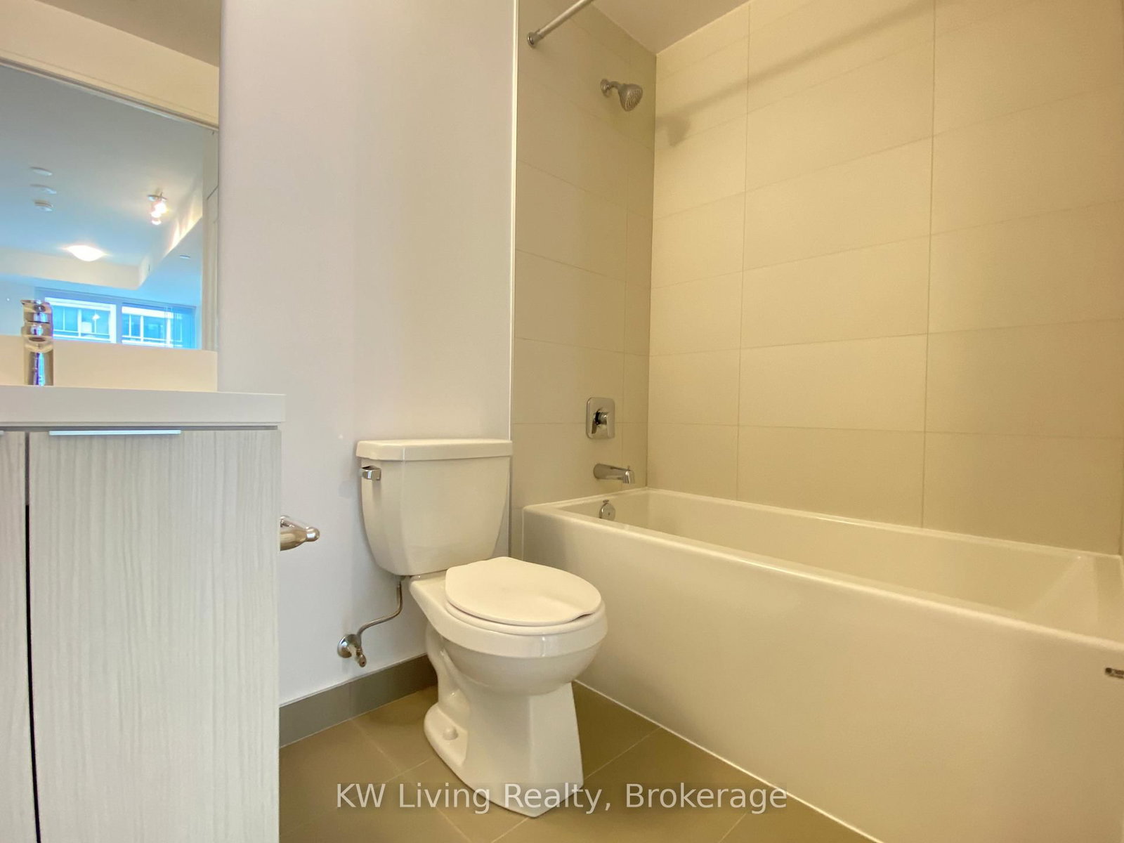 25 Holly Street, Unit 1104 - Photo 18