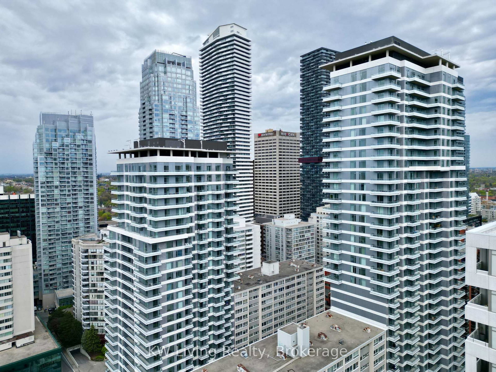 25 Holly Street, Unit 1104 - Photo 3