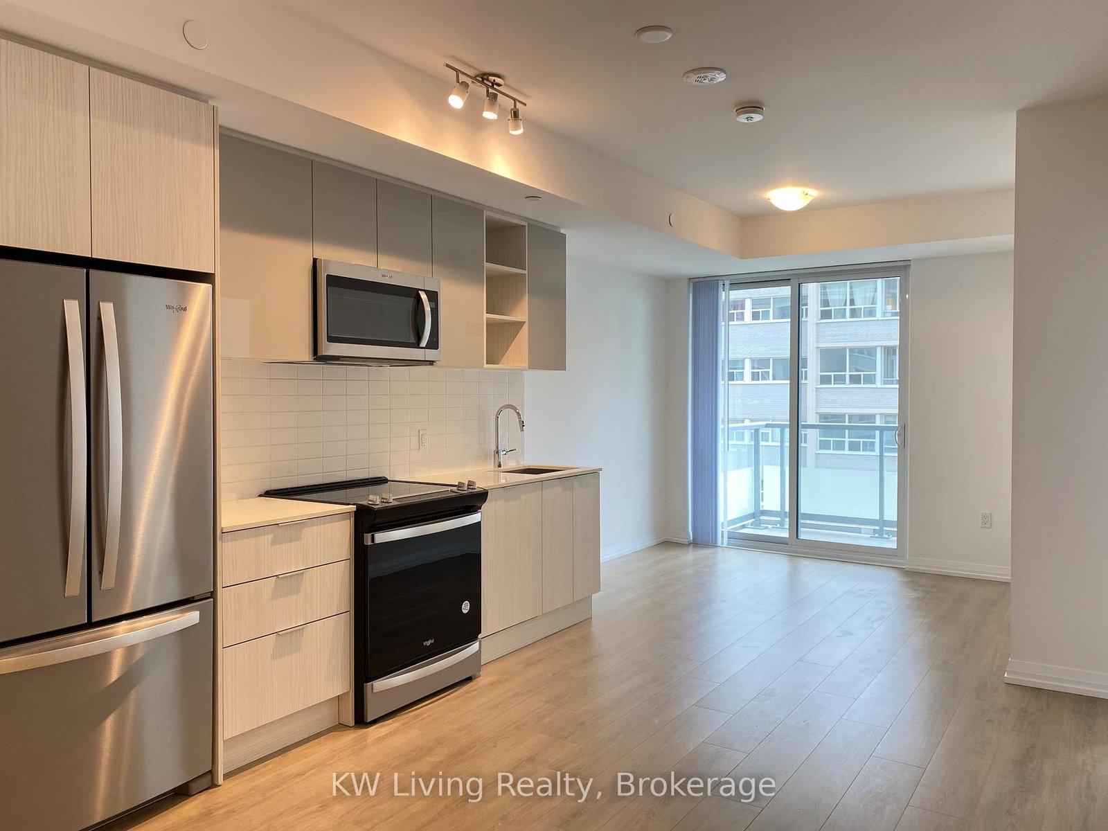 25 Holly Street, Unit 1104 - Photo 4