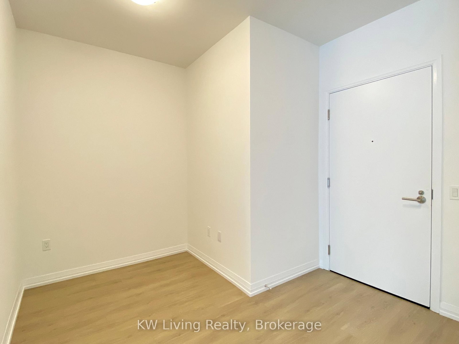 25 Holly Street, Unit 1104 - Photo 8