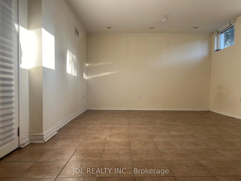 Suite A - 23 Pineway Blvd Blvd, Toronto, M2H 1A3 | Image 3