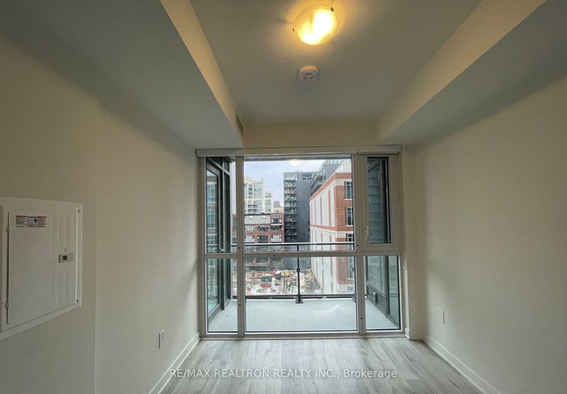 774 W - 135 Lower Sherbourne Street