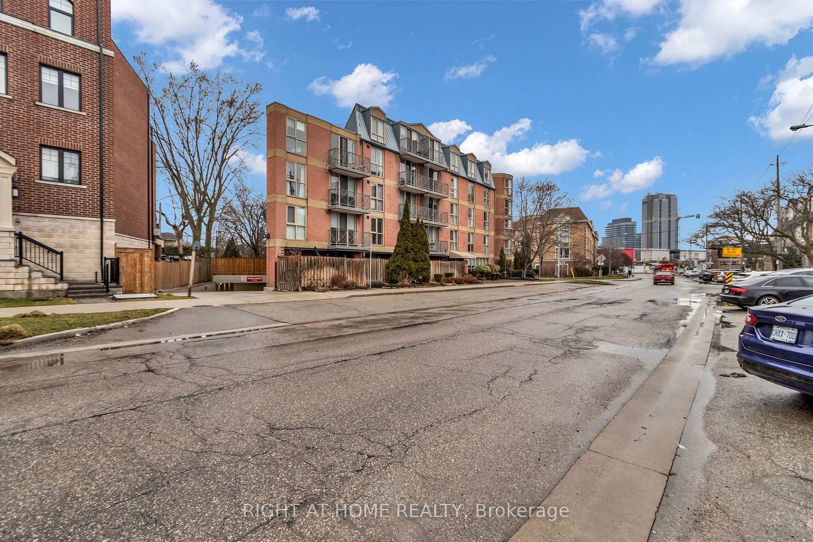 Condo for sale at 406-356 Mcrae Drive, Toronto, Ontario, M4G 4G4 - Leaside - MLS: C12948506