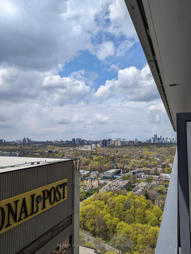 2602 - 395 Bloor Street