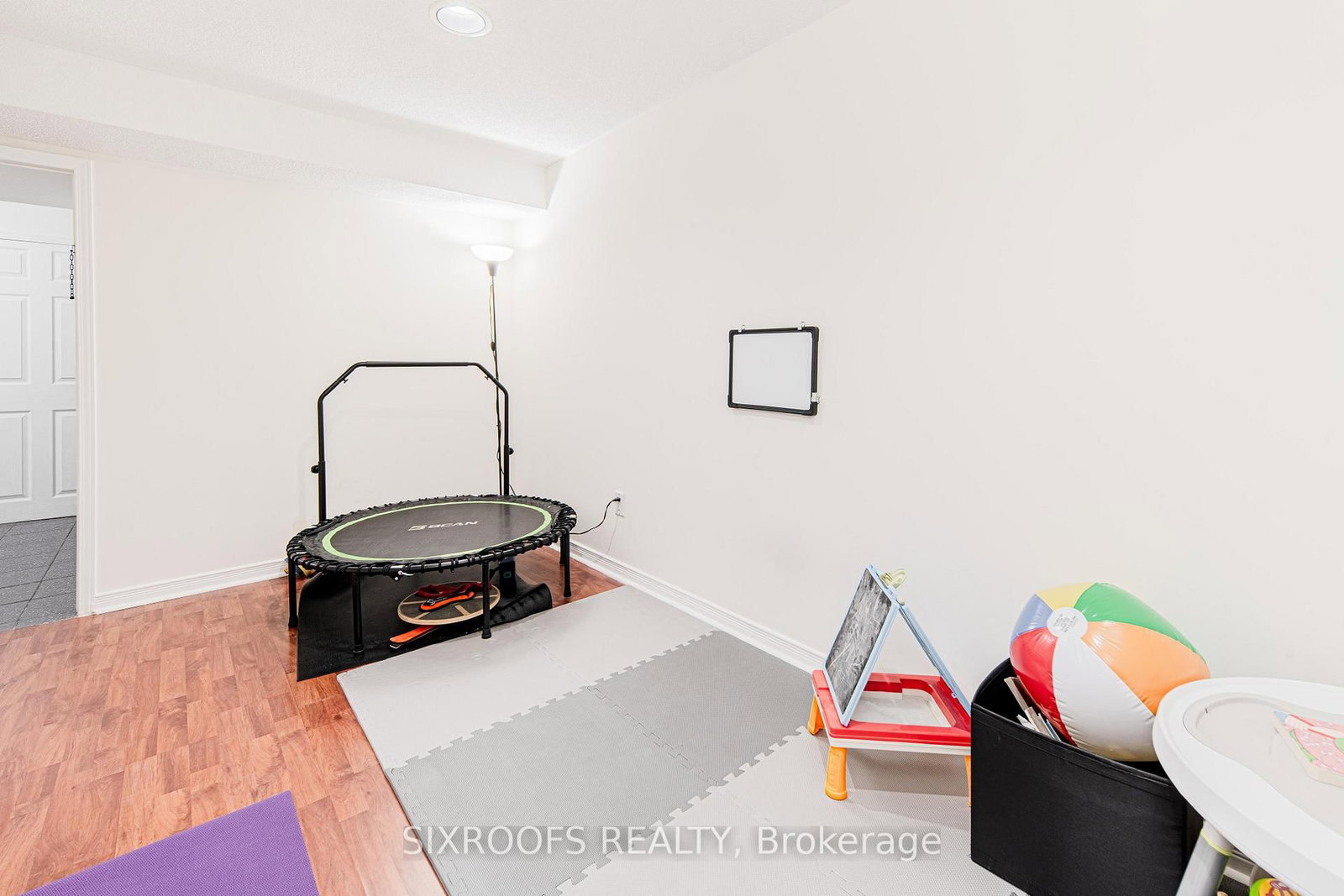 Detached House for lease at Lower-332 Homewood Avenue, Toronto, Ontario, M2R 2N8 - Newtonbrook West - MLS: C12948686