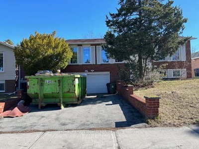 Bsmt - 137 Cherokee Blvd | Toronto | Image