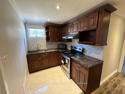 Unit Bsmt — 137 Cherokee Boulevard — photo 4