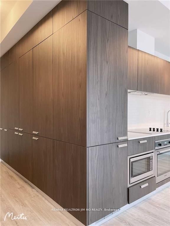 50 Charles Street E, Unit 701 - Photo 16