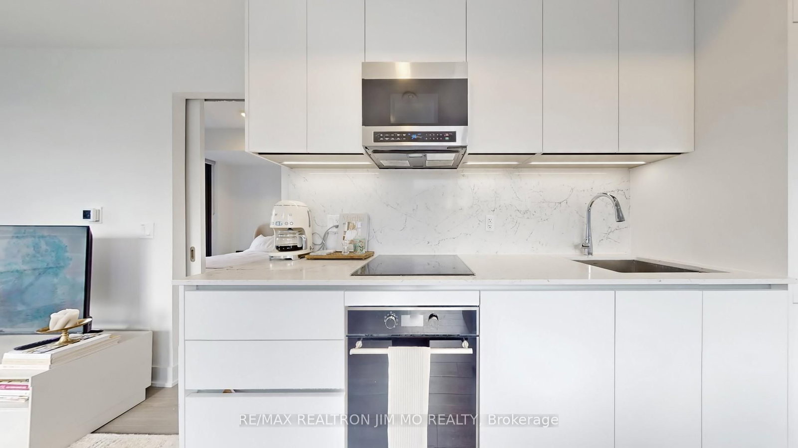 Condo for sale at 1602-8 Cumberland Street, Toronto, Ontario, M4W 0B6 - Annex - MLS: C12948756