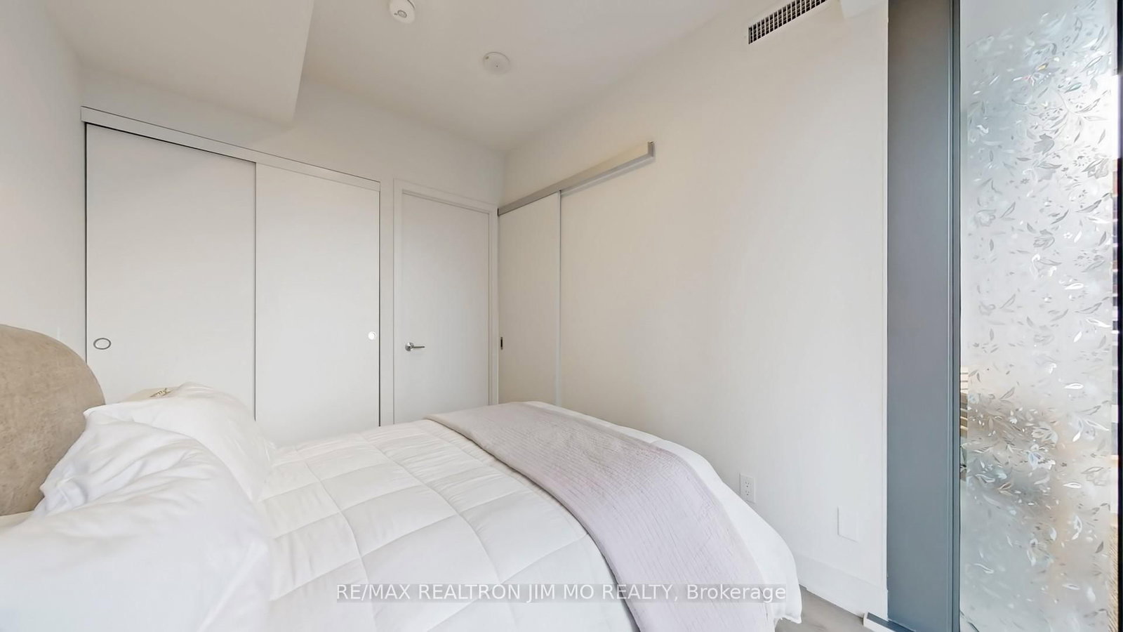 Condo for sale at 1602-8 Cumberland Street, Toronto, Ontario, M4W 0B6 - Annex - MLS: C12948756