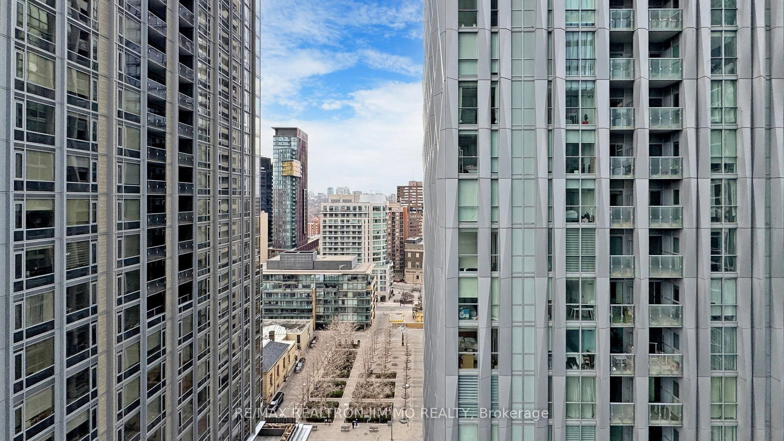 Condo for sale at 1602-8 Cumberland Street, Toronto, Ontario, M4W 0B6 - Annex - MLS: C12948756