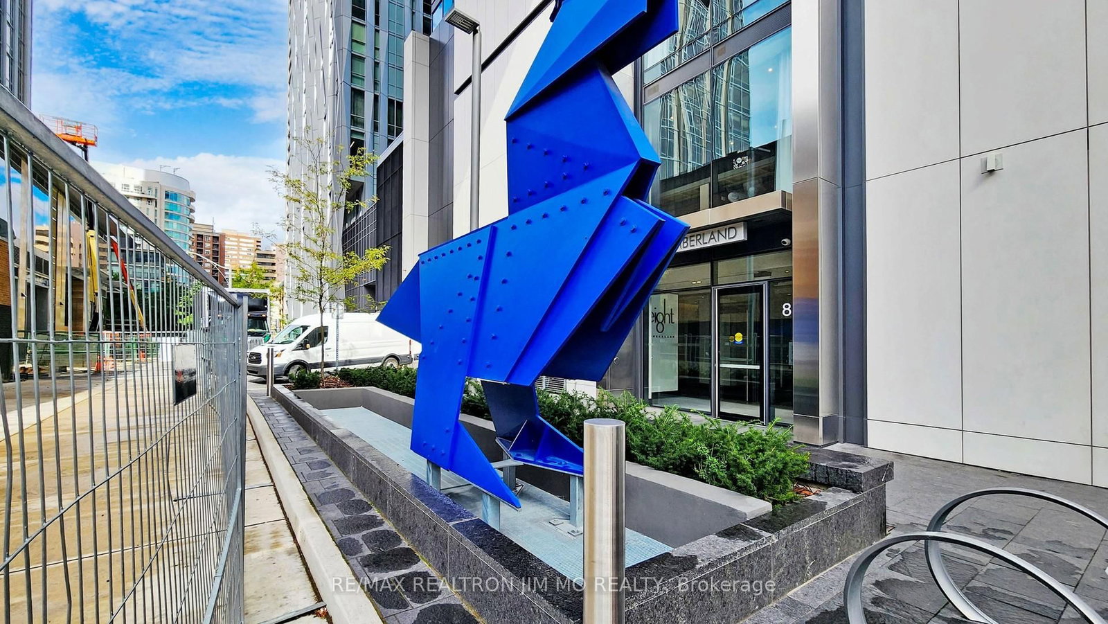 Condo for sale at 1602-8 Cumberland Street, Toronto, Ontario, M4W 0B6 - Annex - MLS: C12948756