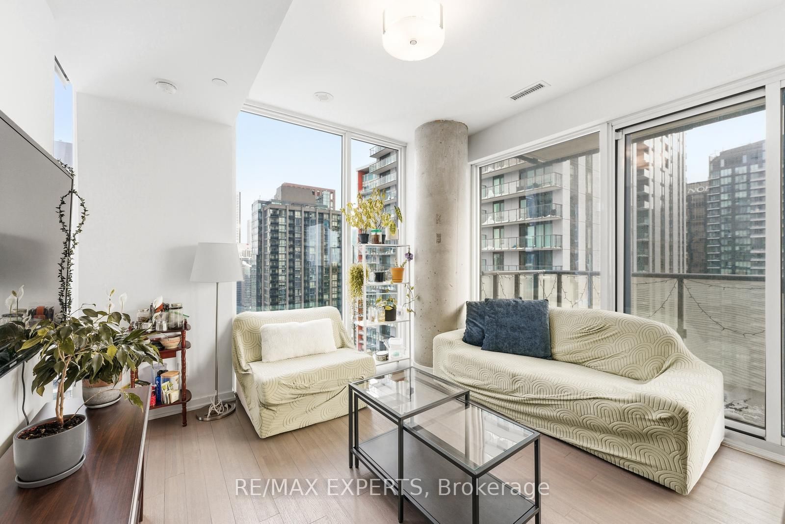 Condo for sale at 3606-101 Peter Street, Toronto, Ontario, M5V 0G6 - Waterfront Communities C1 - MLS: C12948766