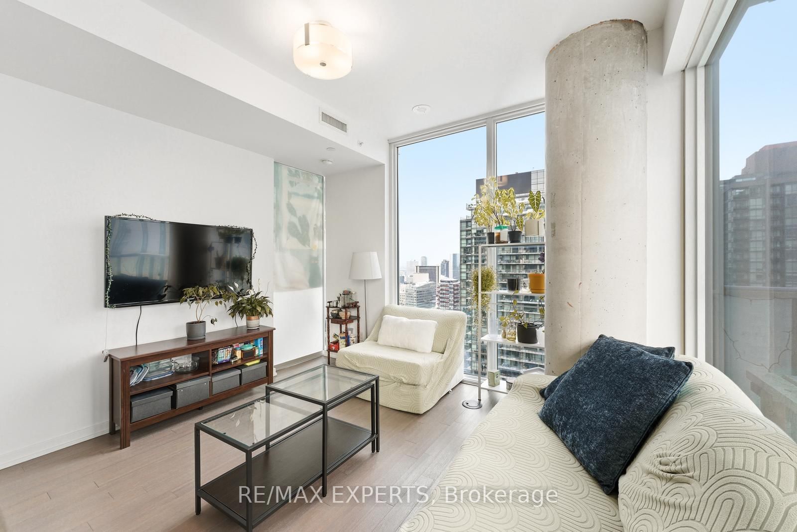 Condo for sale at 3606-101 Peter Street, Toronto, Ontario, M5V 0G6 - Waterfront Communities C1 - MLS: C12948766