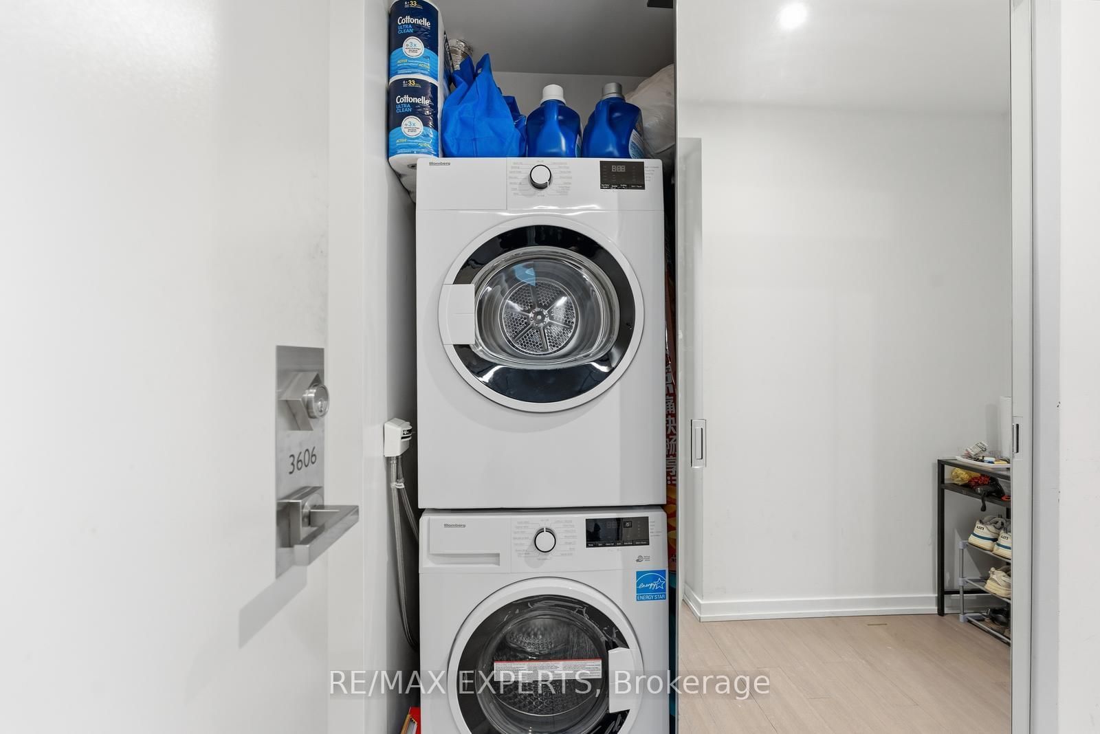 Condo for sale at 3606-101 Peter Street, Toronto, Ontario, M5V 0G6 - Waterfront Communities C1 - MLS: C12948766