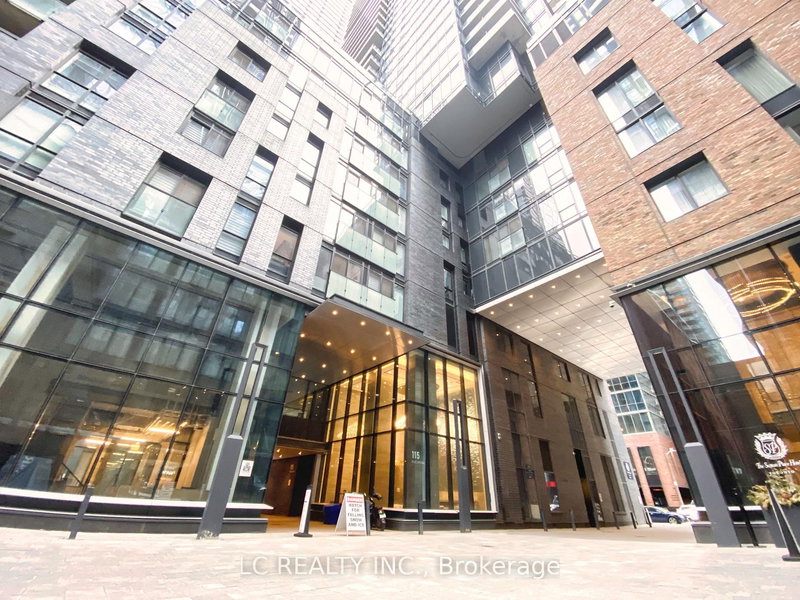 home for lease on 2605-115 Blue Jays Way