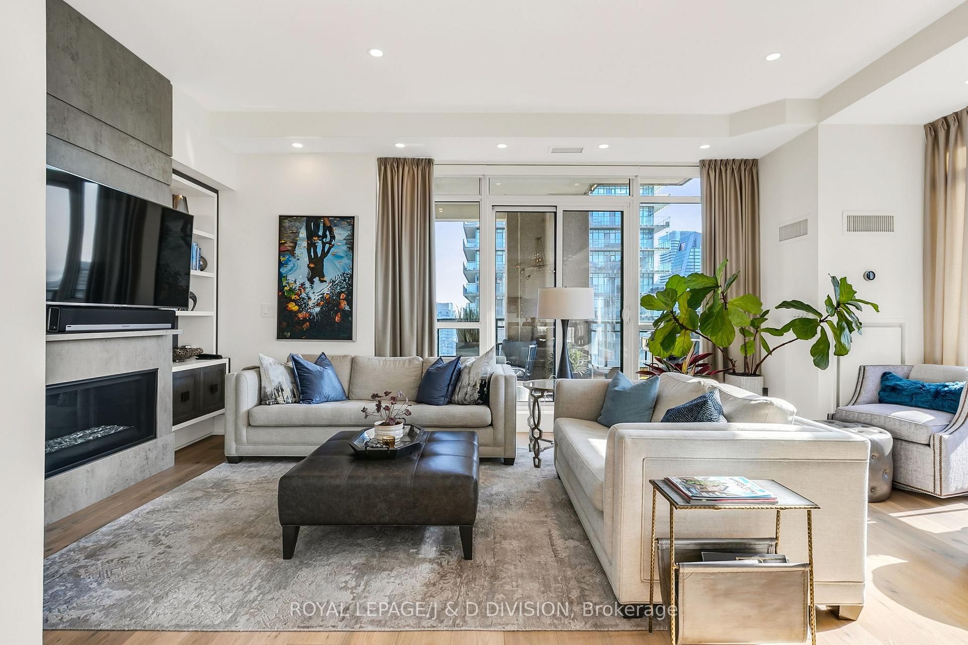 35 Hayden Street, Unit 3102