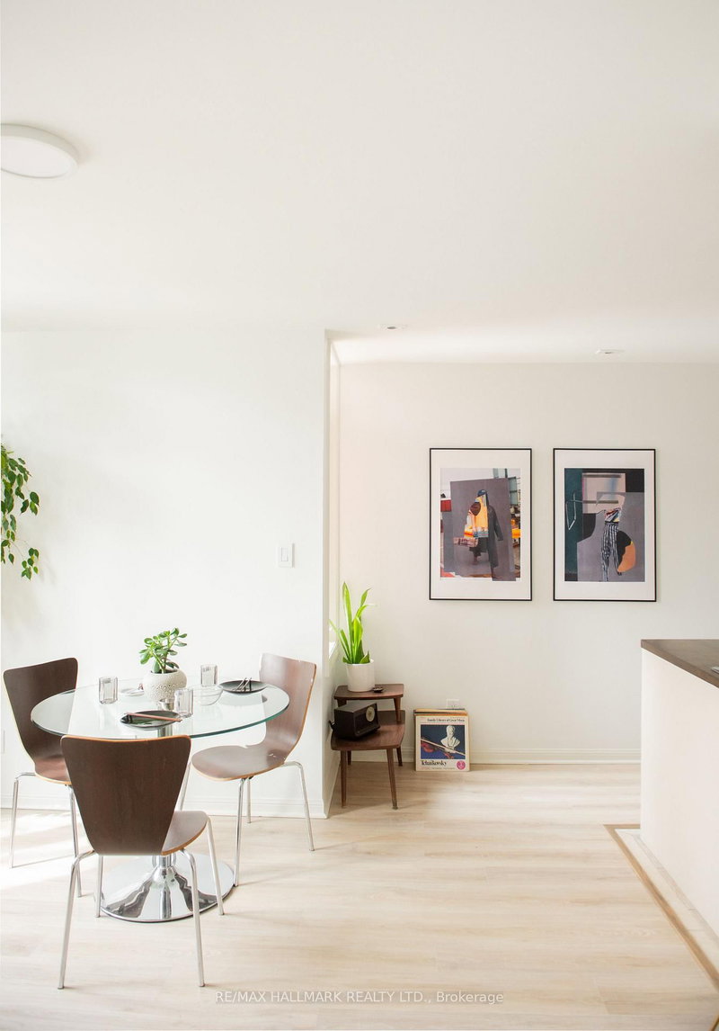 2705 - 27 Sudbury St, Toronto, M6J 3W6 | Image 2