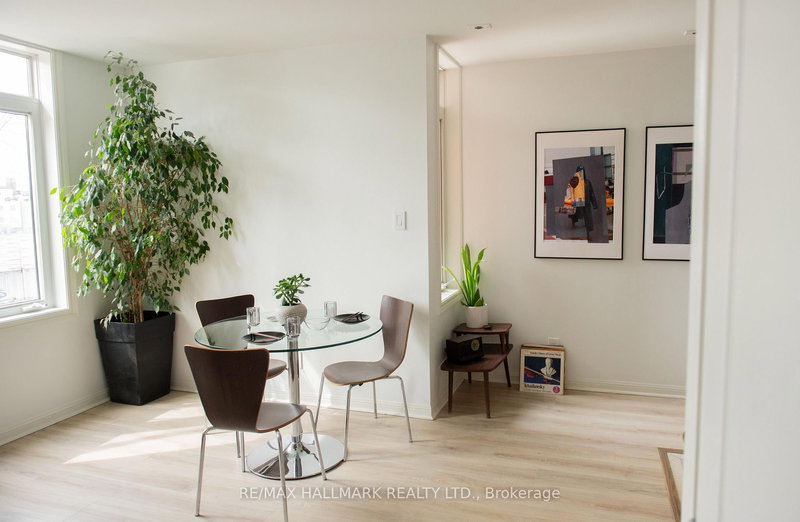 2705 - 27 Sudbury St, Toronto, M6J 3W6 | Image 3