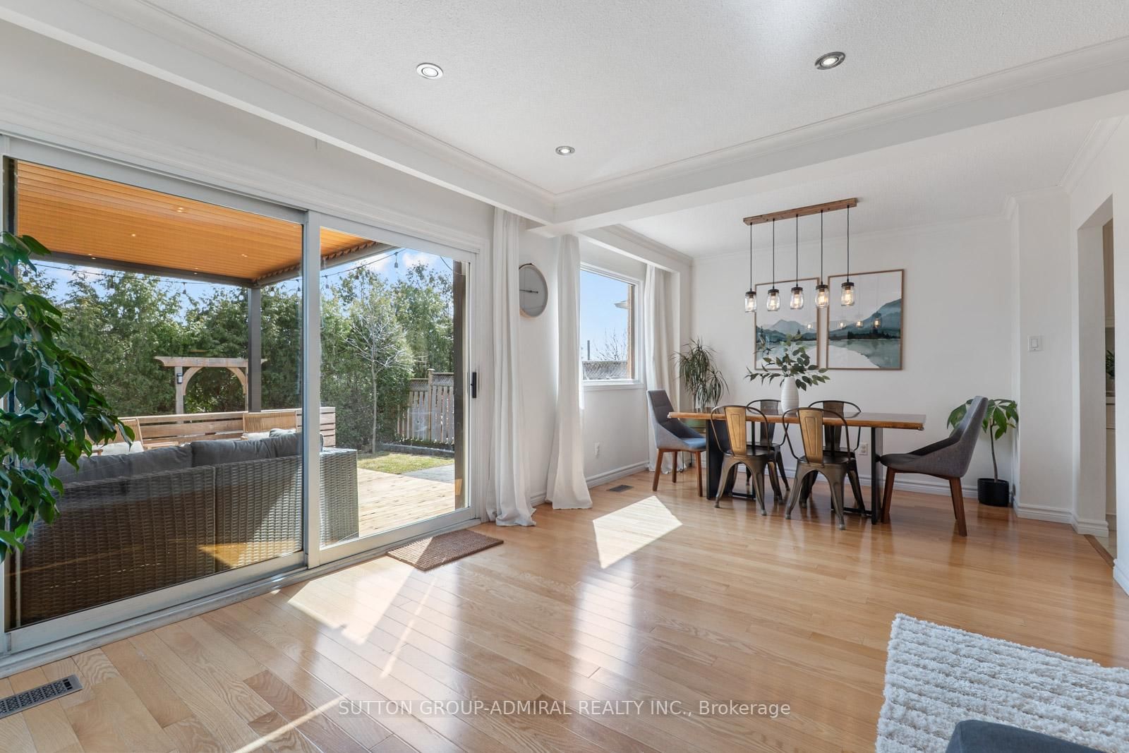 Semi-Detached House for sale at 19 Mentor Boulevard, Toronto, Ontario, M2H 2M9 - Hillcrest Village - MLS: C12949414