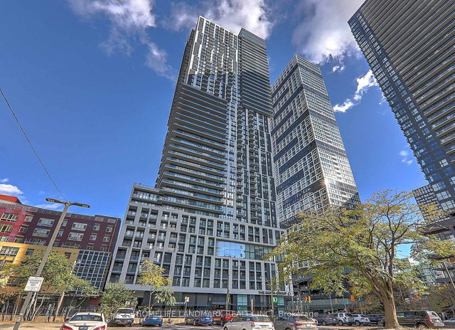 1718 - 251 Jarvis Street