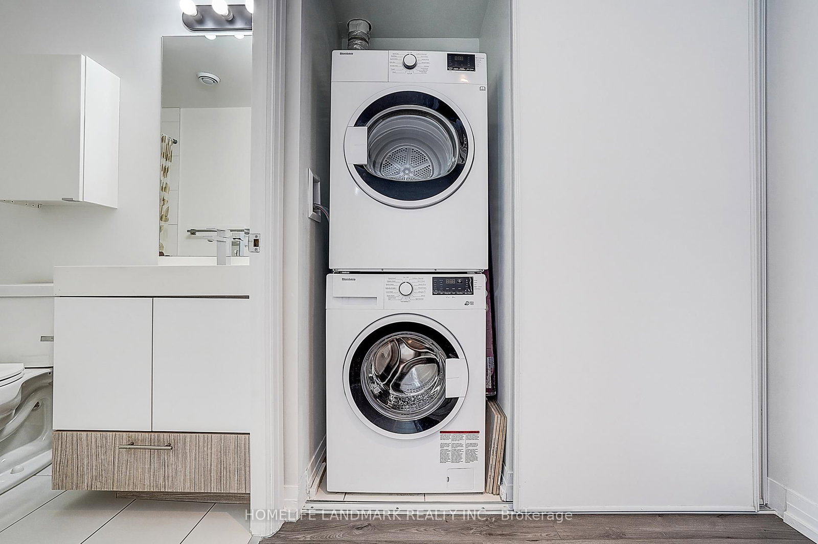 Condo for sale at 1718-251 Jarvis Street, Toronto, Ontario, M5B 0C3 - Moss Park - MLS: C12949506