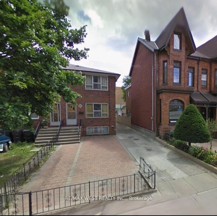 home for lease on Second Floor-57 Nassau Street