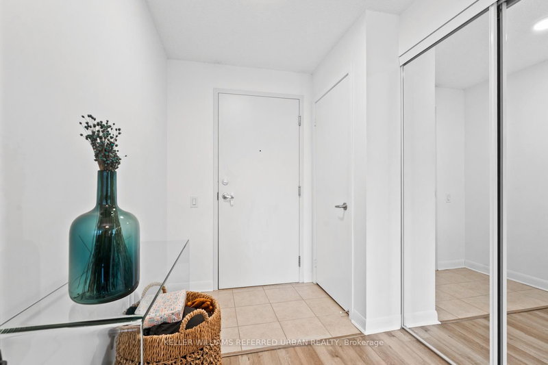 411 - 525 Wilson Ave, Toronto, M3H 0A7 | Image 2