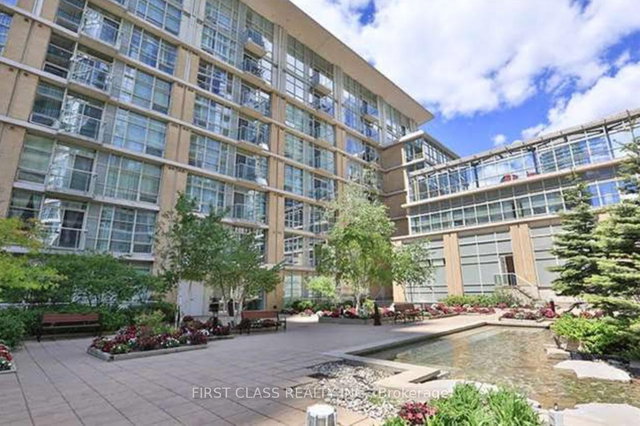 Ph805 - 9 Spadina Avenue