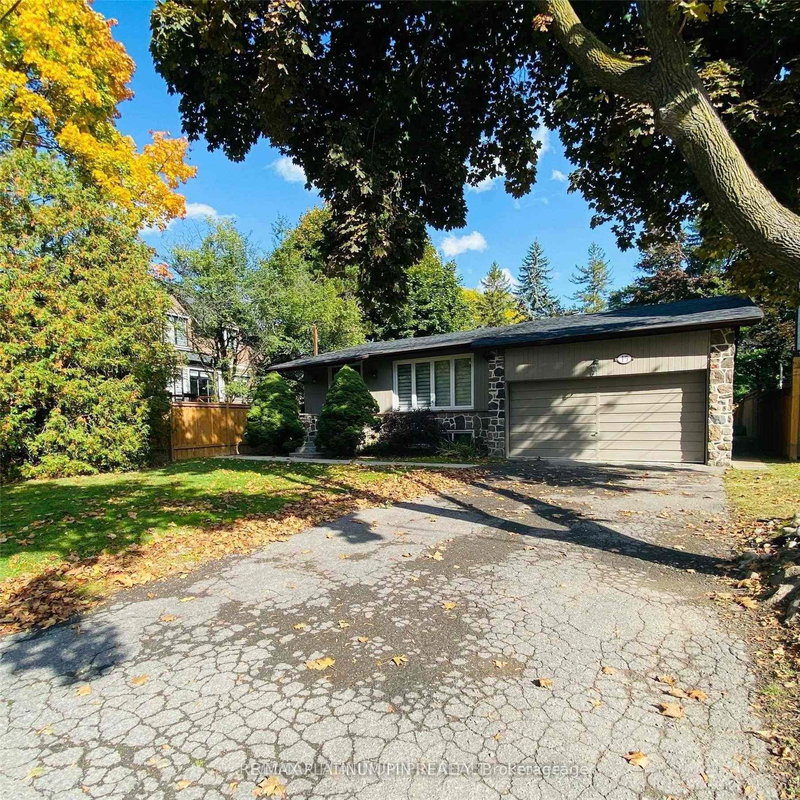 home for lease on 15 Whitelock Crescent